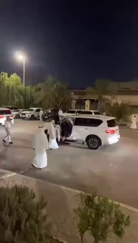 xW85Sojiqmteh9RL.jpg