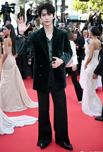 Screenshot 2025 05 22 08 13 22 379 edit com.sina.weibo.jpg