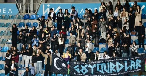 13932521801092938323?url=https%3A%2F%2Ffutbolpress.az%2Fwp content%2Fuploads%2F2025%2F04%2F8e9936a5 .jpg