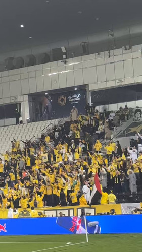 4p9kQT7XY rrGgbG.jpg