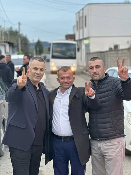 488316699 1226877736114025 8214005727874985417 n.jpg?stp=cp6 dst jpg s600x600 tt6& nc cat=109&ccb=1 .jpg