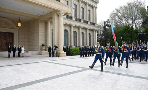 488506170 1178026547120486 296120216924920659 n.jpg?stp=dst jpg s600x600 tt6& nc cat=104&ccb=1 7& nc.jpg