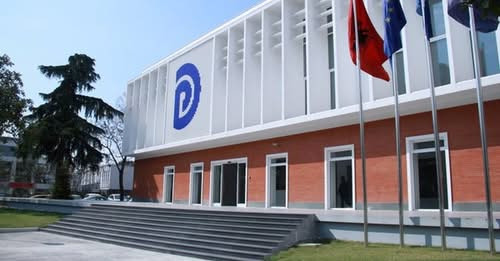 14407637038637539337?url=https%3A%2F%2Fcdnimpuls.com%2Fnewsbomb.al%2Fmedia3%2F 1200 630 1743591525x6.jpg