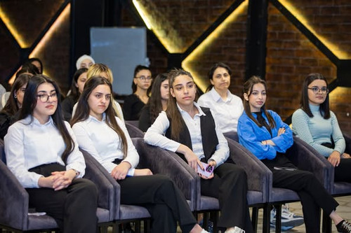 487327752 977848104495532 1576302936561771356 n.jpg?stp=dst jpg p526x395 tt6& nc cat=109&ccb=1 7& nc.jpg