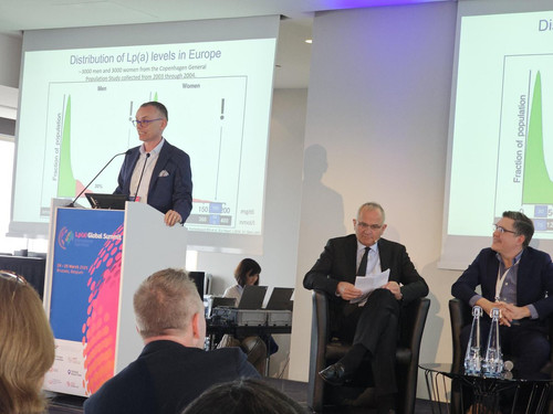 GmzuTvuW4AAz2dN.1
