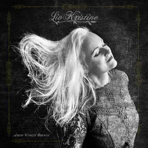 Liv Kristine Amor Vincit Omnia 3000x3000px.jpg