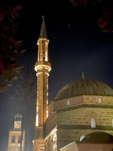 487219151 1210315473786494 897559585567373714 n.jpg?stp=cp6 dst jpg p526x296 tt6& nc cat=111&ccb=1 7.jpg