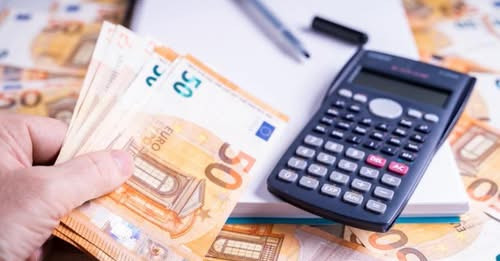 6903762007548737881?url=https%3A%2F%2Fshqiptarja.com%2Fuploads%2F780x440%2F1743014251 paga.jpg%3Fv%3.jpg