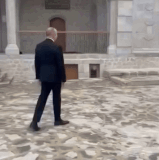 WhatsAppVideo2025 03 26at00.58.53 ezgif.com crop.gif
