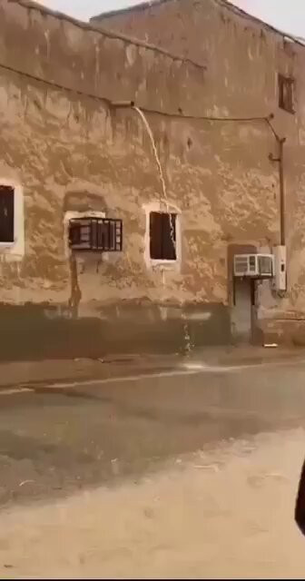 UuS3sfAnXu wmUcE.jpg