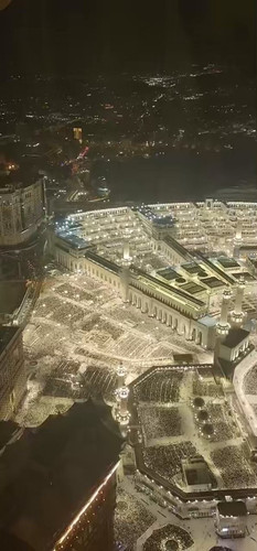 ne2k9tu7Mi3eDxk .jpg