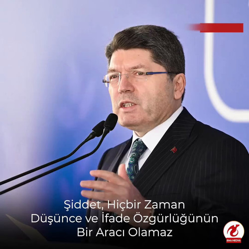 fSumqCeDLJBk5eKX.jpg