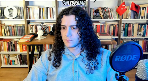 XamVAXASzE5VbOMd.jpg