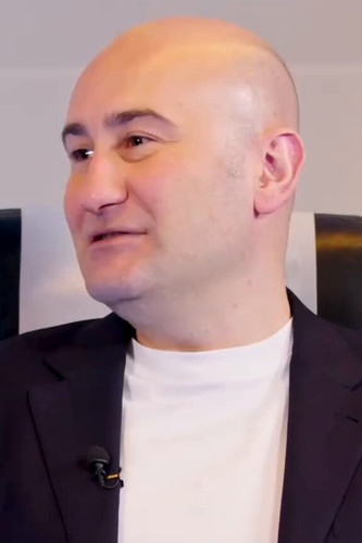 MZ2jZyt5W8ij9iov.jpg