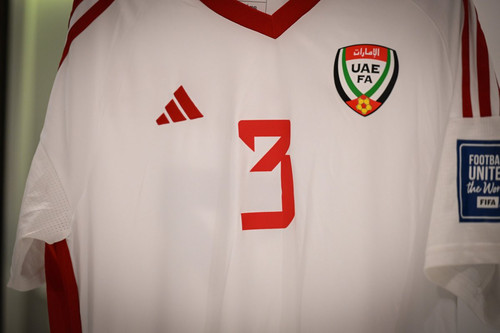 Gm8J4HyWAAA S7g.jpg