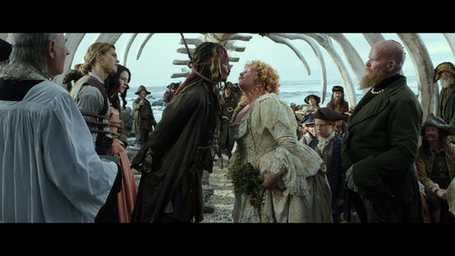 Pirates.of.the.Caribbean.Dead.Men.Tell.No.Tales.2017.1080p.BluRay.Hybrid.REMUX.CZ SK EN.AVC TRiToN.m.jpg
