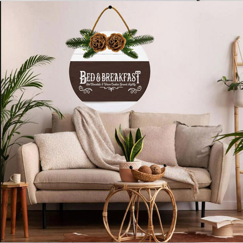 cb330bed and breakfast hot chocolate & warm cookies served nightly 3 4.jpg