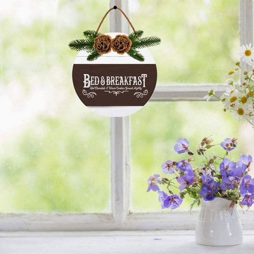 cb330bed and breakfast hot chocolate & warm cookies served nightly 1 4.jpg