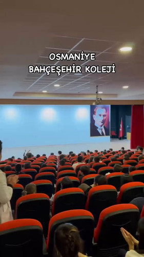 KZsUX8tg5TE pVq5.jpg