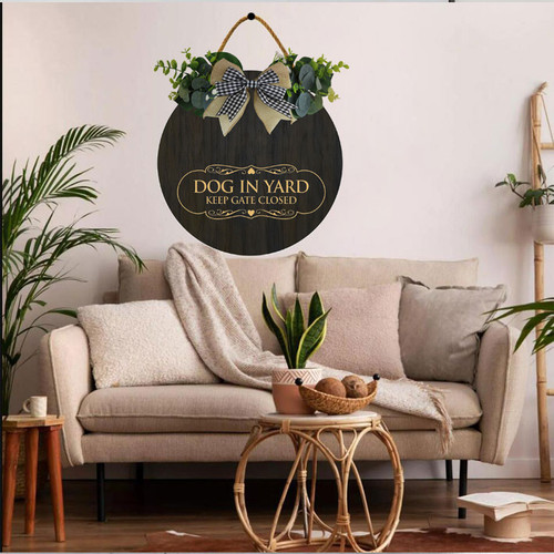 cb330dog in yard keep gate closed 001 3 4.jpg