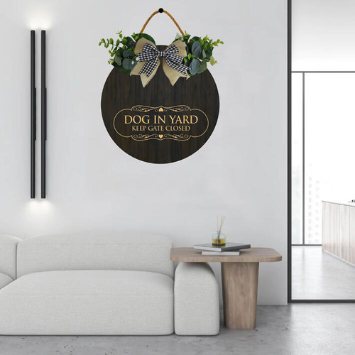 cb330dog in yard keep gate closed 001 4 4.jpg