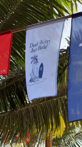 t8QXwkz7E2 wQsyG.jpg