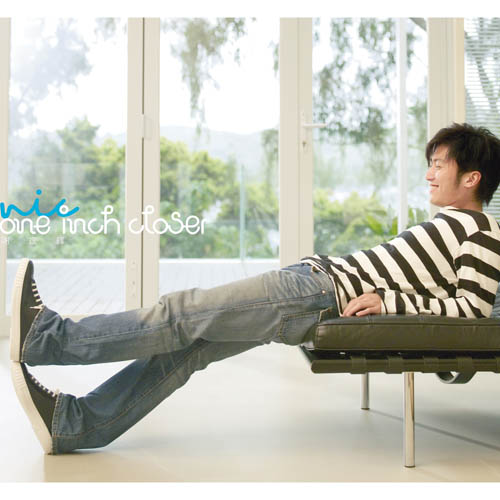 Disk 谢霆锋 One Inch Closer.jpg