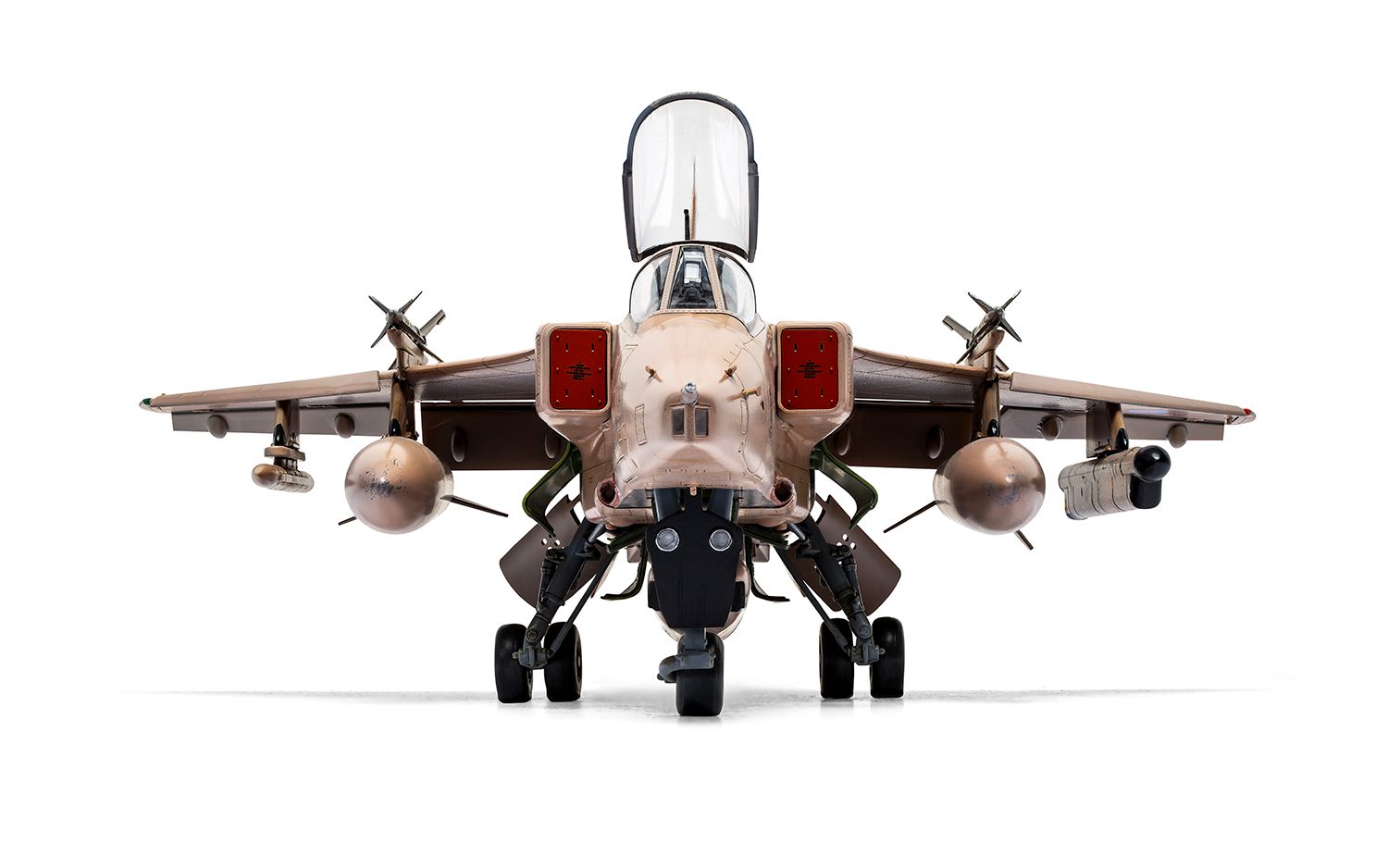 Airfix Releases 1:48 SEPECAT Jaguar GR.1/GR.1A Model Kit Airfix Releases 1:48 SEPECAT Jaguar GR.1/GR.1A Model Kit