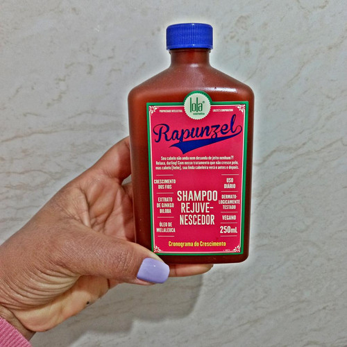 Lola Cosmetics, Shampoo rejuvenecedor Rapunzel, 250 ml.jpg