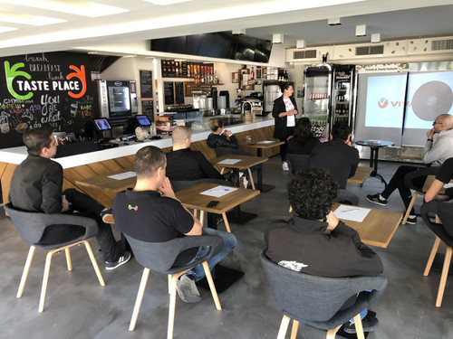 A438ABE8 9459 4E8E B5A3 9B08A48A709C.jpg