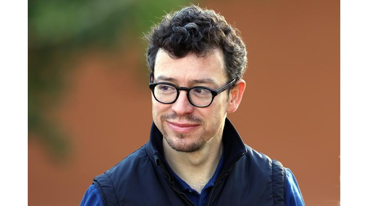 Duolingo will replace contract workers with AI