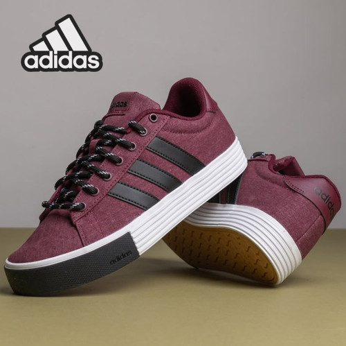 Tênis Daily 4.0 adidas.jpg