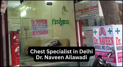 Chest Specialist in Delhi - Dr. Naveen Ailawadi.jpg