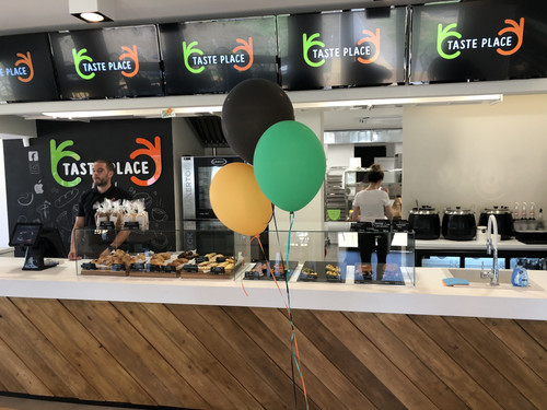 64C3EFA0 D9C8 479F 8D97 8856944B2314.jpg