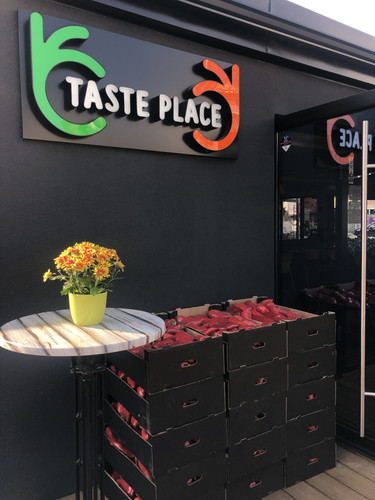 93C4F350 9E3C 4B6A B400 DF6212AD9733.jpg