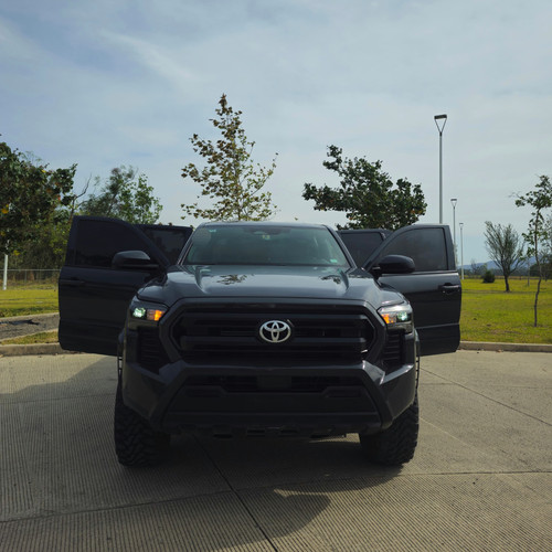 WhatsApp Image 2025 04 30 at 16.33.22.jpg