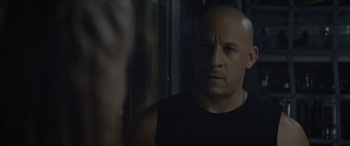 The.Fate.of.the.Furious.2017.UHD.BluRay.2160p.DD.5.1.DV.HDR.x265 Dr.Joke.mkv snapshot 00.51.33.090.jpg