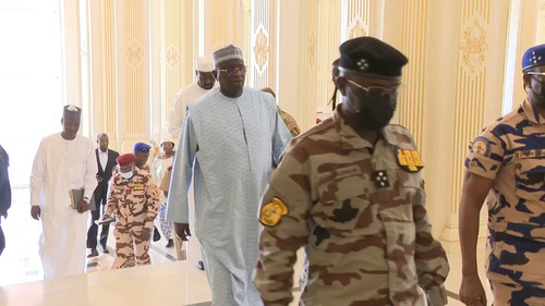 LLEdqPg6vS JLWxs.jpg