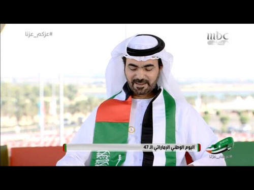 BcJ CKYQeDUra6Je.jpg