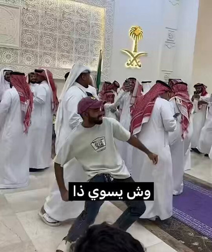 VUI9gy5vawBD2Y7m.jpg