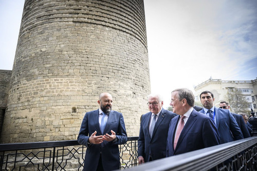 GniGG9XXAAA7MVr.jpg