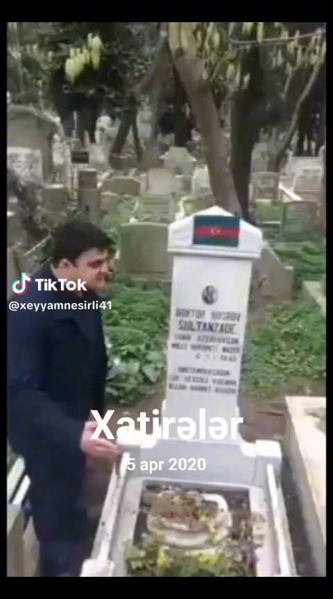 zpKhYOMr5EtvimYD.jpg