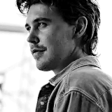 oie z5Rr1QMMgj9D.gif