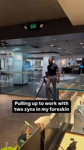 qkYFkcG8eOwDSx8R.jpg