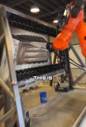 xtJZKjpGCIIz7yx9.jpg