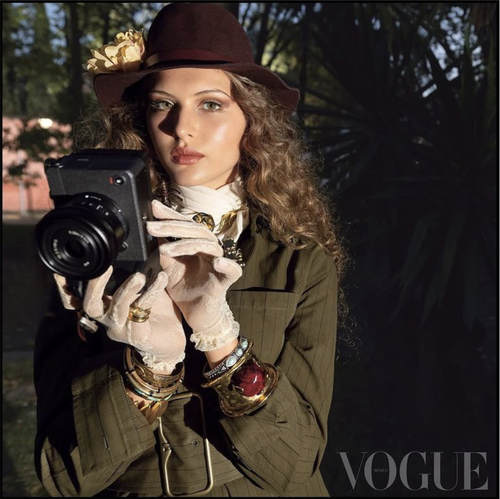 Angelina Kendall by Inez0and Vinoodh Vogue Mexico April 2025 23.png