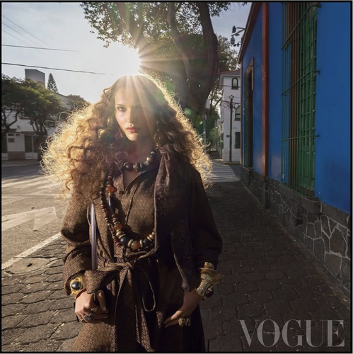Angelina Kendall by Inez0and Vinoodh Vogue Mexico April 2025 21.png