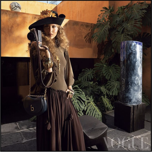 Angelina Kendall by Inez0and Vinoodh Vogue Mexico April 2025 24.png