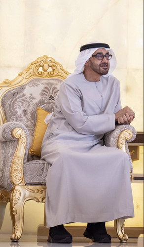 Gn542d2bQAASzQ5.jpg