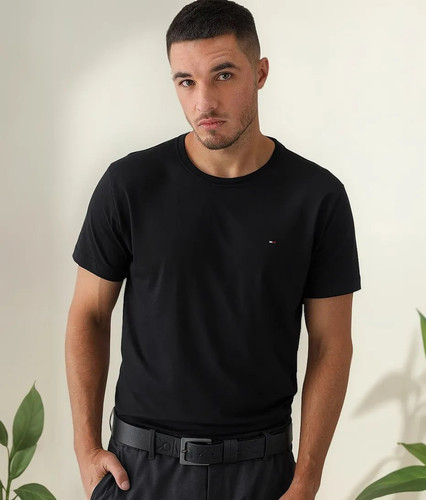 Camiseta Tommy Hilfiger Essential Cotton Preta.jpg